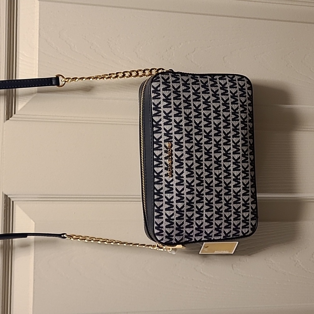 MK purse